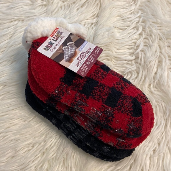 Muk Luks Accessories - MUK LUKS Cozy 2 pair cabin socks one size brand new with tag see all photos